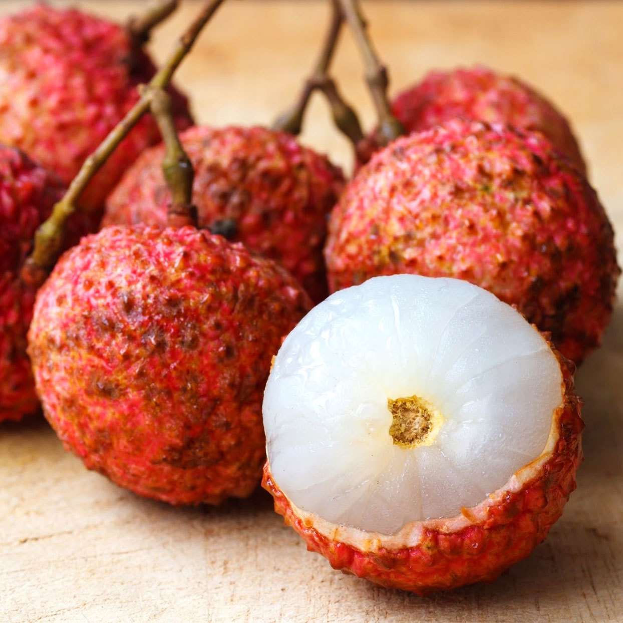 organic lychees